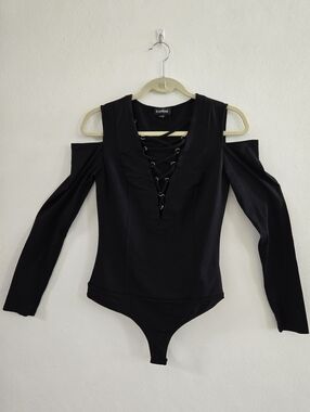 bebe Black Lace-Up Cold Shoulder Bodysuit Size M